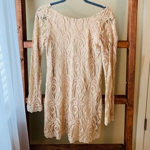 Lace Long Sleeve Dress!!